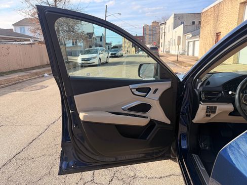 Used 2023 Acura RDX AWD image 17