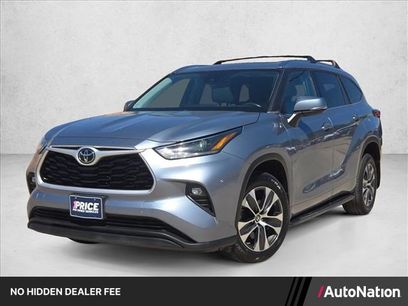 Used 2021 Toyota Highlander XLE
