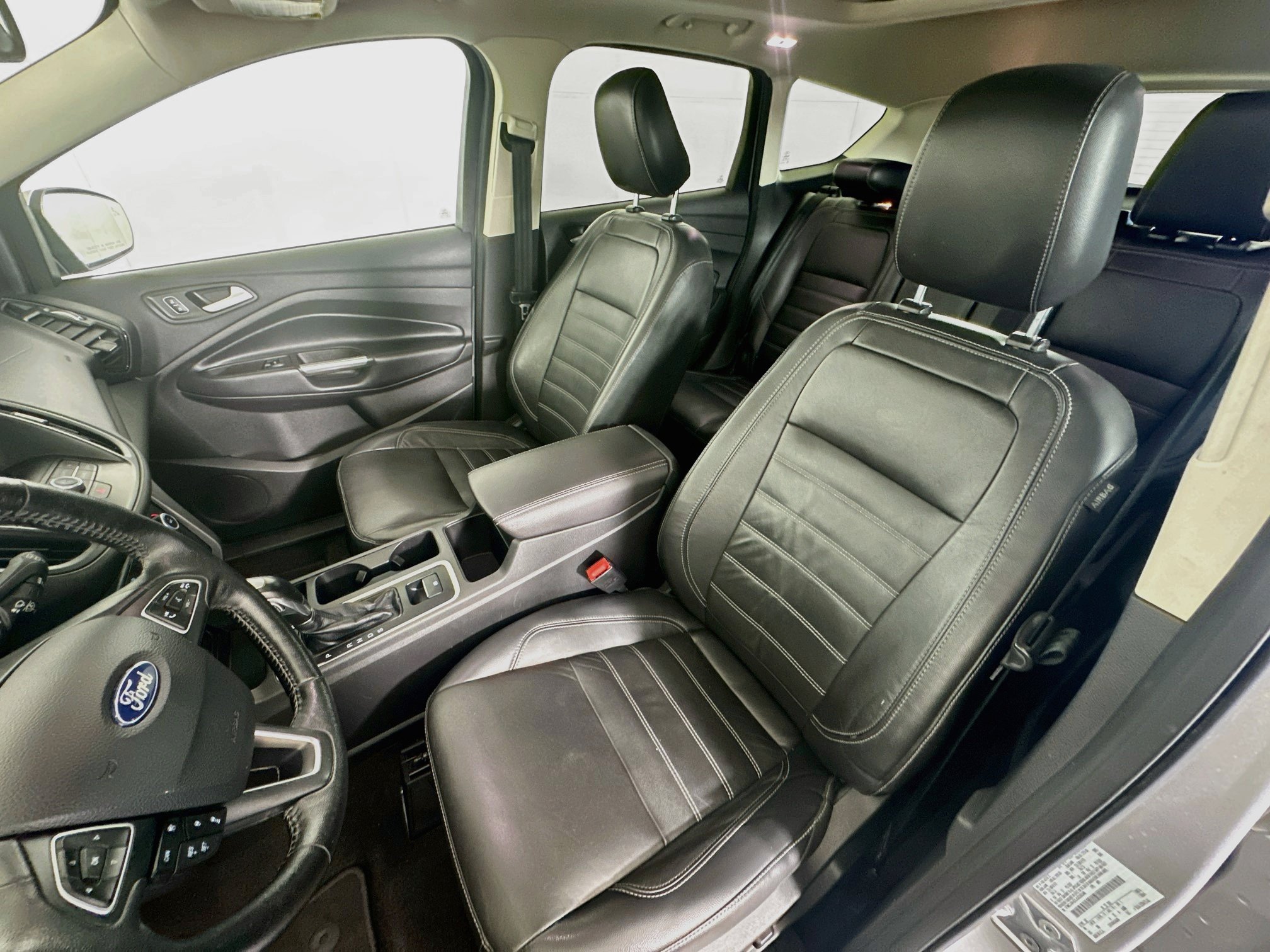Used 2018 Ford Escape SEL w/ Ford Safe & Smart Package FWD image 13