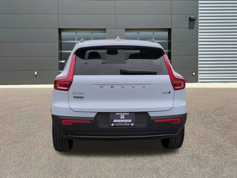 New 2026 Volvo XC40 B5 Plus w/ Protection Package Premier image 6