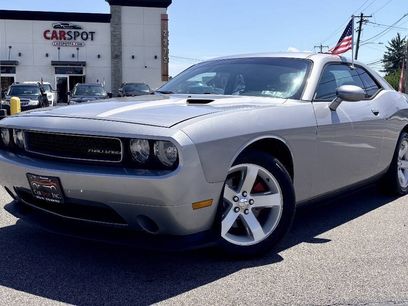 Used 2014 Dodge Challenger SXT