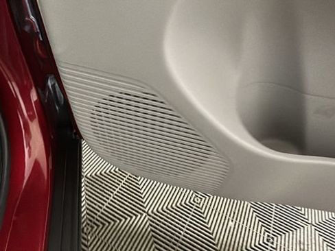 Used 2024 Hyundai Kona SEL FWD image 31