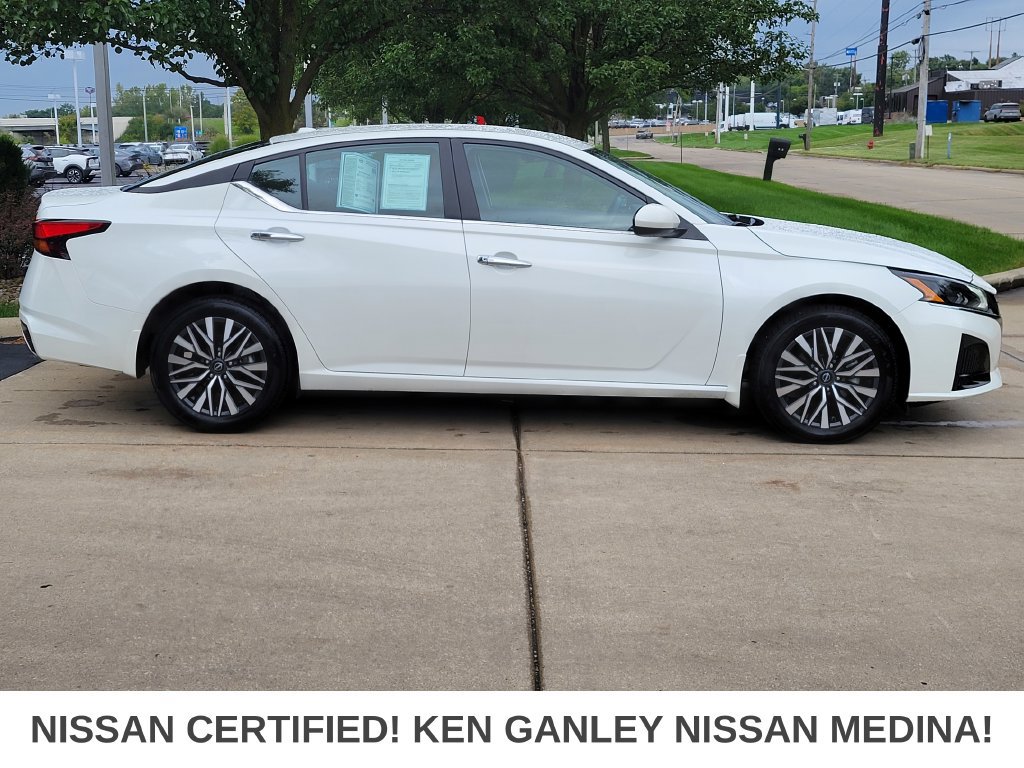 Certified 2023 Nissan Altima 2.5 SV AWD/4WD image 2