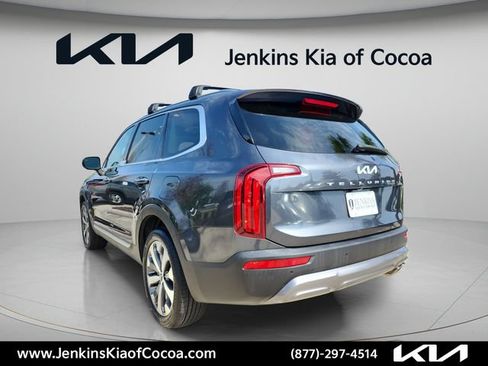 Used 2022 Kia Telluride S FWD image 7