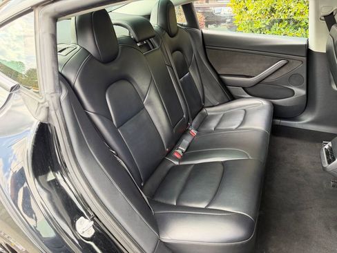 Used 2023 Tesla Model 3 Standard Range image 36