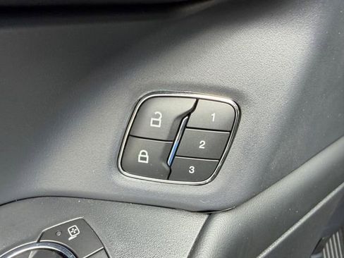 Used 2022 Ford Expedition Platinum AWD/4WD image 21