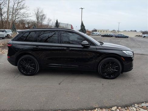 Certified 2023 Lincoln Corsair Reserve w/ Equipment Group 201A image 6