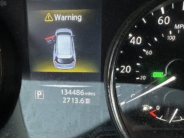 Used 2016 Nissan Rogue S FWD image 10