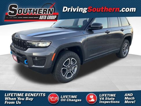 New 2024 Jeep Grand Cherokee Trailhawk w/ Advanced Protech Group II image 1