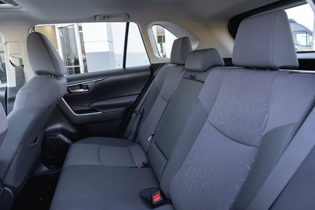 Certified 2024 Toyota RAV4 XLE w/ Convenience Package FWD image 26