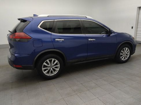 Used 2018 Nissan Rogue SV image 10