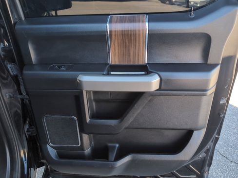 Used 2017 Ford F150 Lariat w/ Equipment Group 502A Luxury image 20