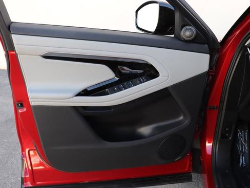 Used 2023 Land Rover Range Rover Evoque S image 37