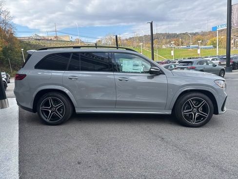 New 2026 Mercedes-Benz GLS 450 4MATIC image 6