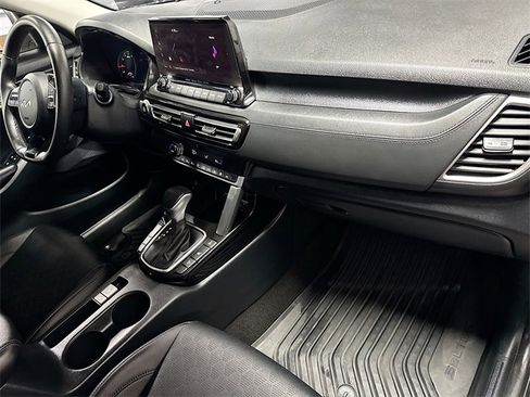 Used 2023 Kia Seltos SX image 32