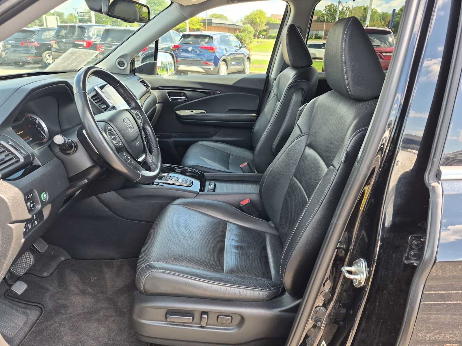 Used 2017 Honda Pilot Elite image 15