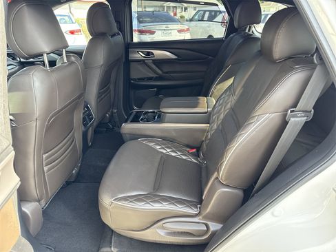 Used 2023 MAZDA CX-9 Signature image 10