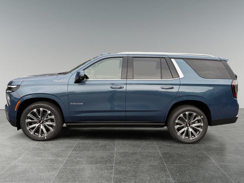 New 2026 Chevrolet Tahoe High Country AWD/4WD image 2