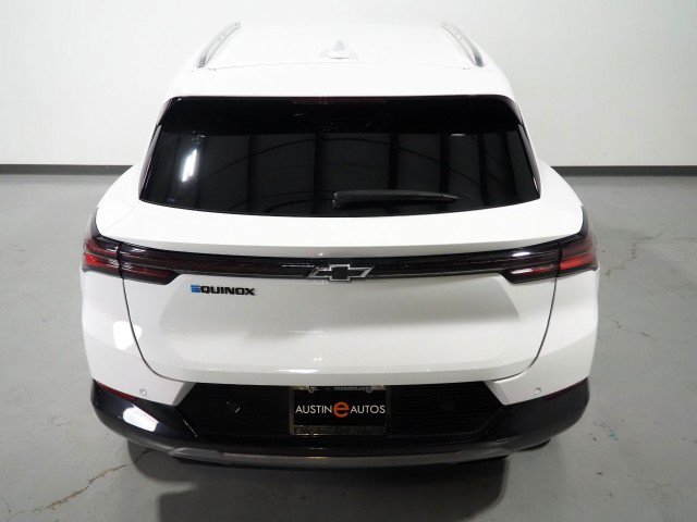 Used 2024 Chevrolet Equinox EV FWD LT w/ 2LT w/ LPO, Blackout Package image 6