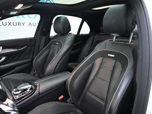 Used 2019 Mercedes-Benz E 63 AMG S image 21