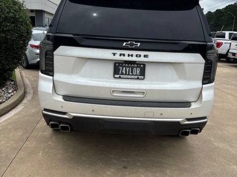 Used 2025 Chevrolet Tahoe High Country AWD/4WD image 6