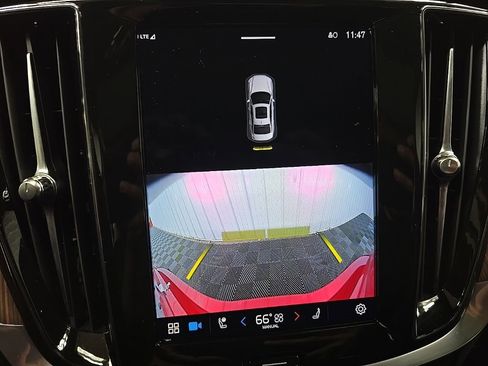 Used 2023 Volvo S60 B5 Ultimate image 23