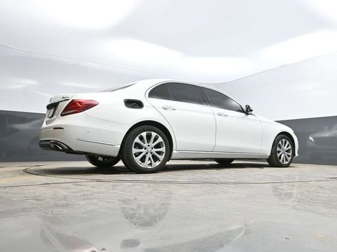 Used 2017 Mercedes-Benz E 300 4MATIC image 51