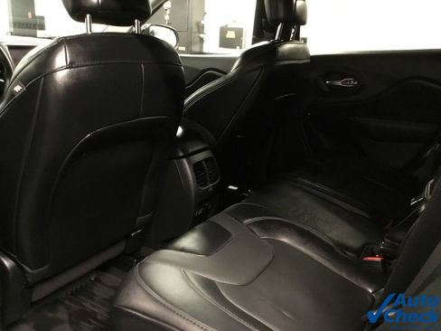 Used 2023 Jeep Cherokee Altitude Lux w/ Lux Elite Package AWD/4WD image 28