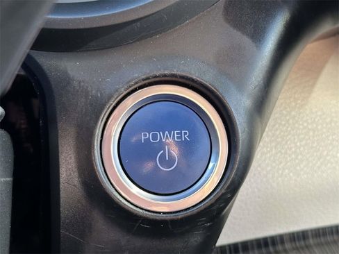 Certified 2023 Toyota Sienna Platinum image 9