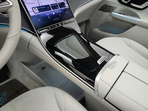 Used 2023 Mercedes-Benz EQE 350+ 4MATIC SUV image 11