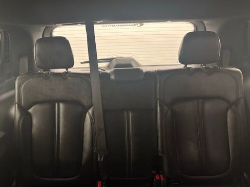 Used 2022 Jeep Wagoneer Series III RWD image 13