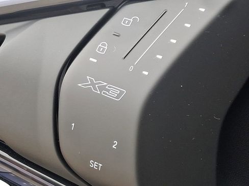 Used 2025 BMW X3 xDrive30i w/ Premium Package image 26