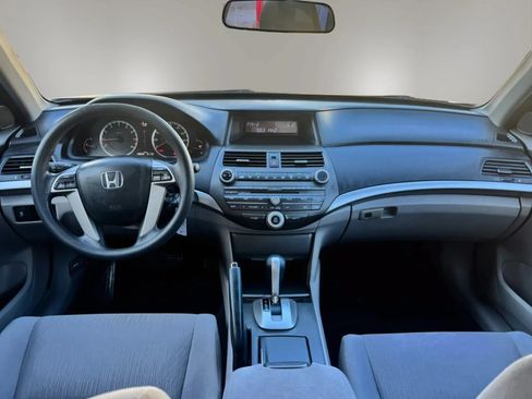 Used 2011 Honda Accord LX-P image 10