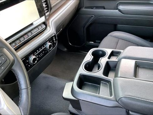 Used 2024 GMC Sierra 1500 Elevation AWD/4WD image 13