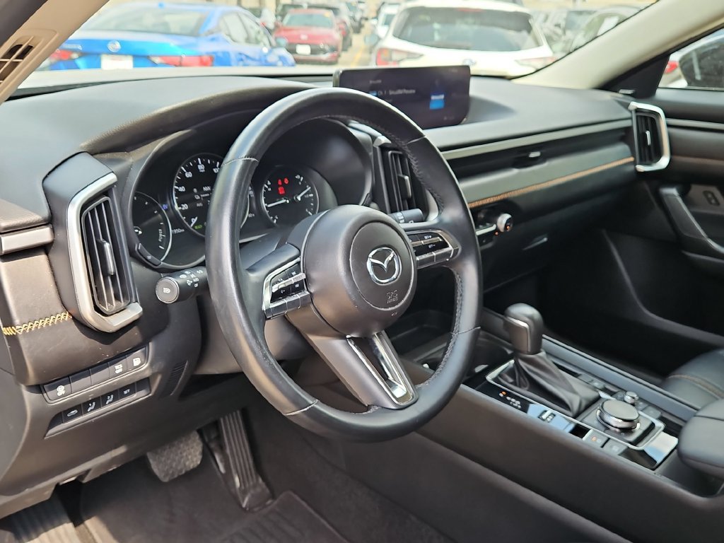 Used 2025 MAZDA CX-50 AWD 2.5 Hybrid w/ Premium Pkg image 15