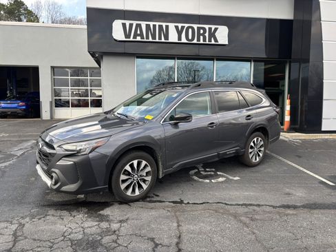 Certified 2025 Subaru Outback Limited image 8