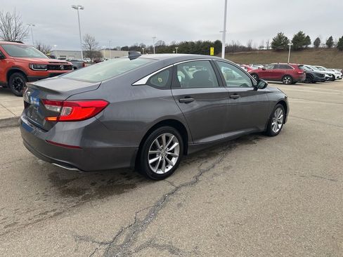 Used 2022 Honda Accord LX image 3