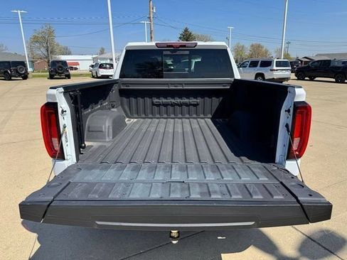 Used 2022 GMC Sierra 1500 Denali w/ Denali Reserve Package AWD/4WD image 27