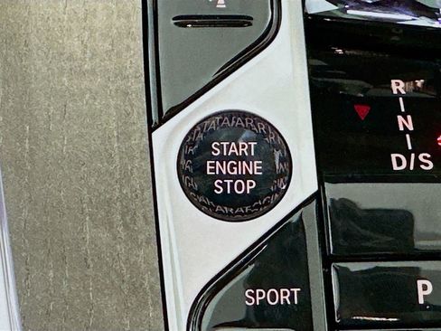 New 2026 BMW X7 xDrive40i w/ Executive Package image 19