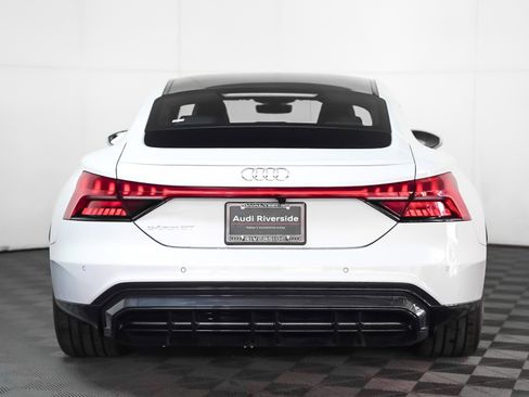 Used 2023 Audi e-tron GT Premium Plus image 12