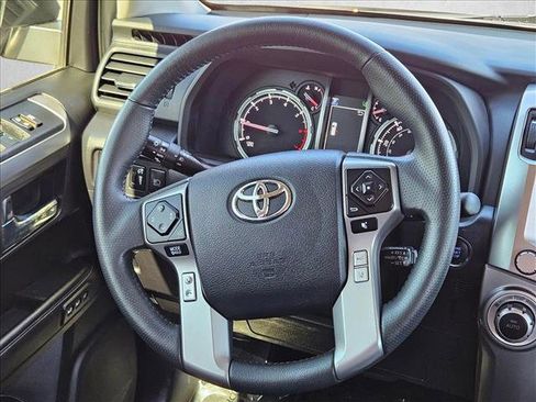 Used 2020 Toyota 4Runner Limited image 11
