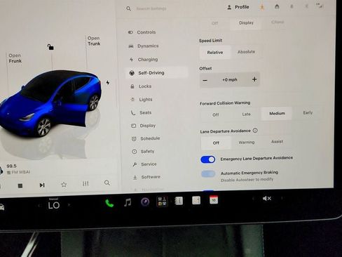 Used 2023 Tesla Model Y Long Range AWD/4WD image 21