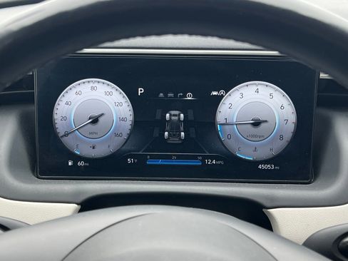 Used 2024 Hyundai Tucson Limited image 32