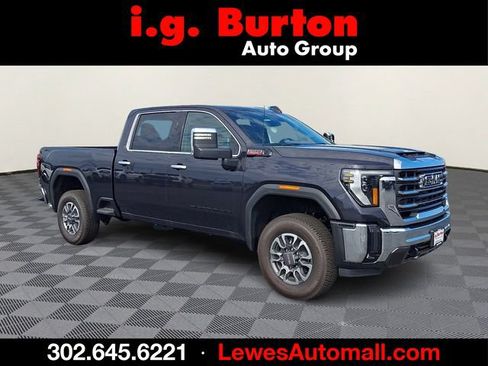 New 2026 GMC Sierra 2500 SLT w/ LPO, Black Badging Package AWD/4WD image 1