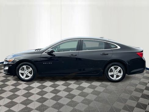 Used 2020 Chevrolet Malibu LS image 2