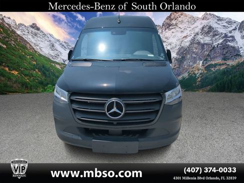 Used 2024 Mercedes-Benz Sprinter 2500 image 19