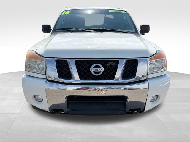 Used 2014 Nissan Titan SV w/ SV Value Truck Package AWD/4WD image 2