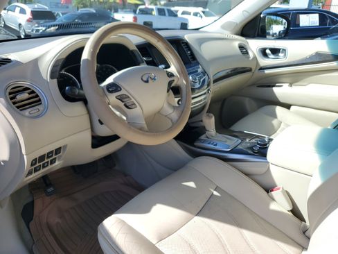 Used 2013 INFINITI JX35 AWD w/ Premium Pkg image 12
