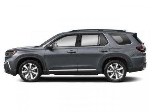 Used 2025 Honda Pilot Touring image 3