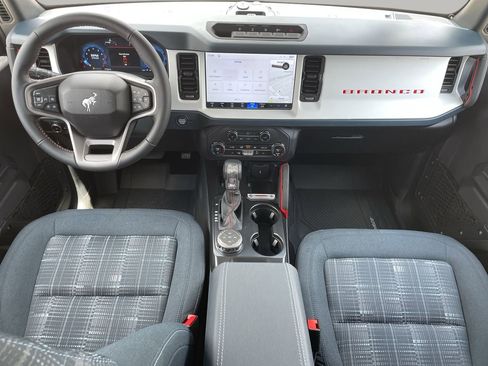 Used 2026 Ford Bronco Heritage Edition AWD/4WD image 10